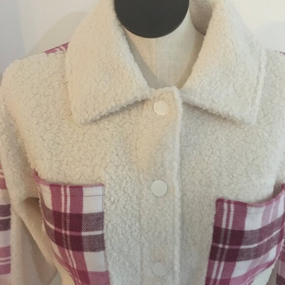 Flannel and Faux Sheepskin Button Up Jacket Pink Plaid Size Medium NWT - Picture 4 of 6